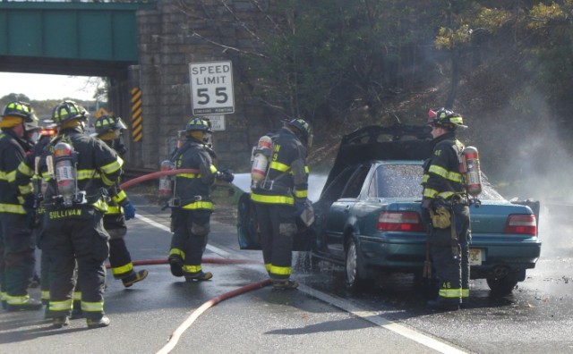 Car fire on Garden State Parkway North, October 29, 2006.
